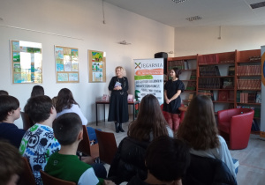 Spotkanie autorskie uczniów z SP nr 1 z autorką Prusinowską