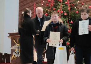 Rozstrzygnięcie III powiatowego konkursu 'Aniołek - Bożonarodzeniowa ozdoba'