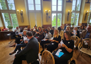 Przedstawiciele szkoły podczas konferencji oświatowej pt. "Technologia jest dla ludzi, a nie ludzie dla technologii"